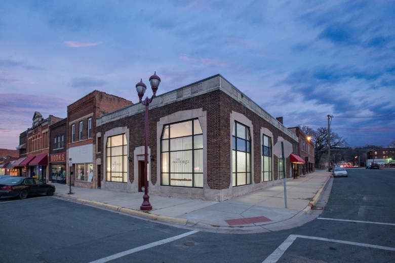 Retail or office space for rent lease in downtown mankato